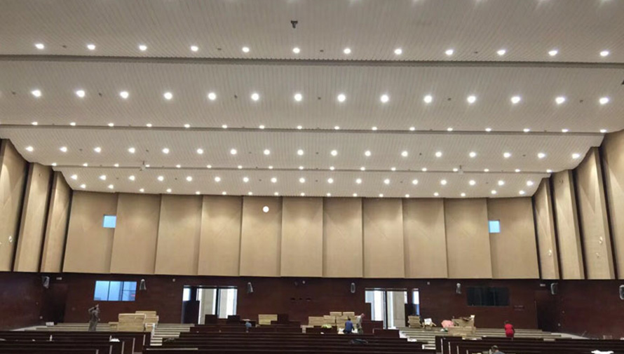 深圳專業(yè)報告廳氟碳漆噴涂